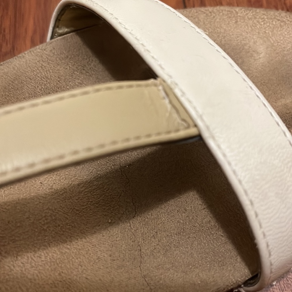 Sandals - Picture 4 of 4